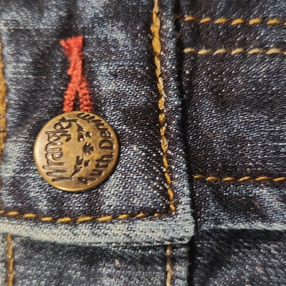 NWOT Wrangler Girls's Slim Fit Blue Jeans - Picture 2 of 12